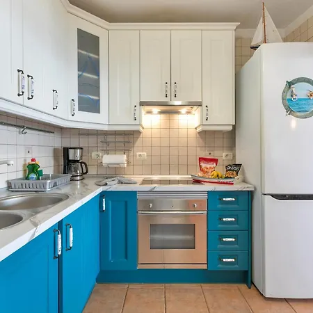 Seaside House With Heated Pool Vakantiehuis Pájara